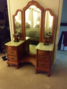 Dressing-Table.jpg